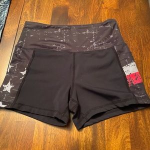 Curves n Combatboots pocket shorts